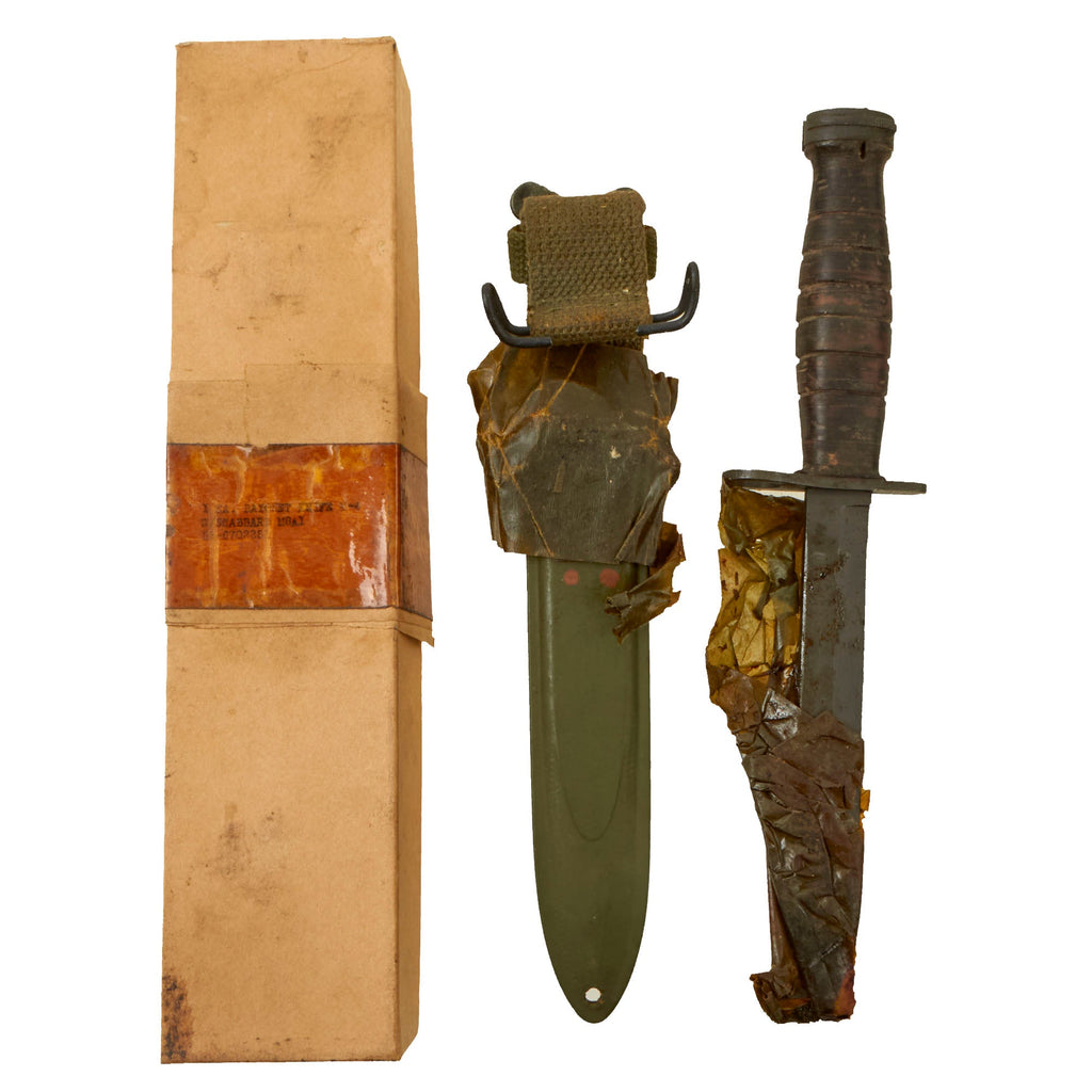 Original U.S. WWII Boxed N.O.S. M4 Bayonet & Fighting Knife by CASE with M8A1 Scabbard by B.M. Co. Original Items