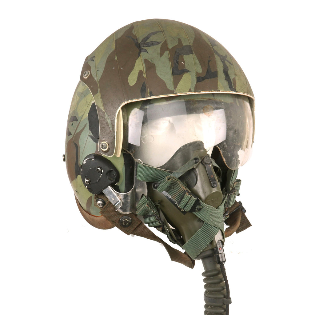 Original U.S. Cold War Era Camouflage HGU-26/P Flight Helmet with Oxygen Mask and Helmet Bag Original Items