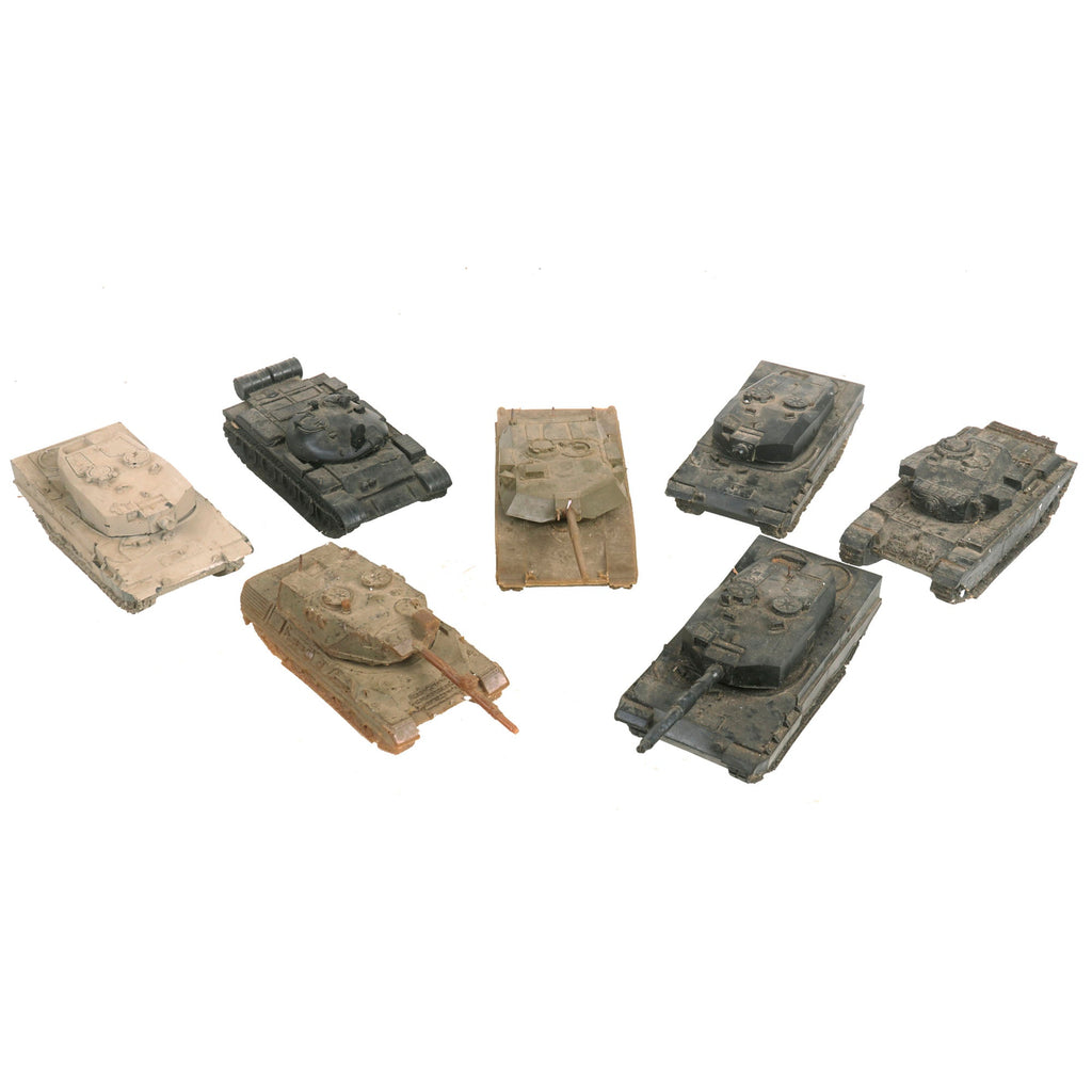 Original U.S. Cold War Era Fort Knox DVC-T17-102 1/35th Scale Armor Vehicle Identification Kit - Set of 7 Original Items