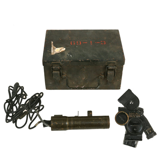 Original U.S. Vietnam War Era M4 Collimator Sight With M-42 Light Instrument and 1965 Dated M78 Metal Carry Case - As Used on 60mm and 81mm Mortar Systems Original Items