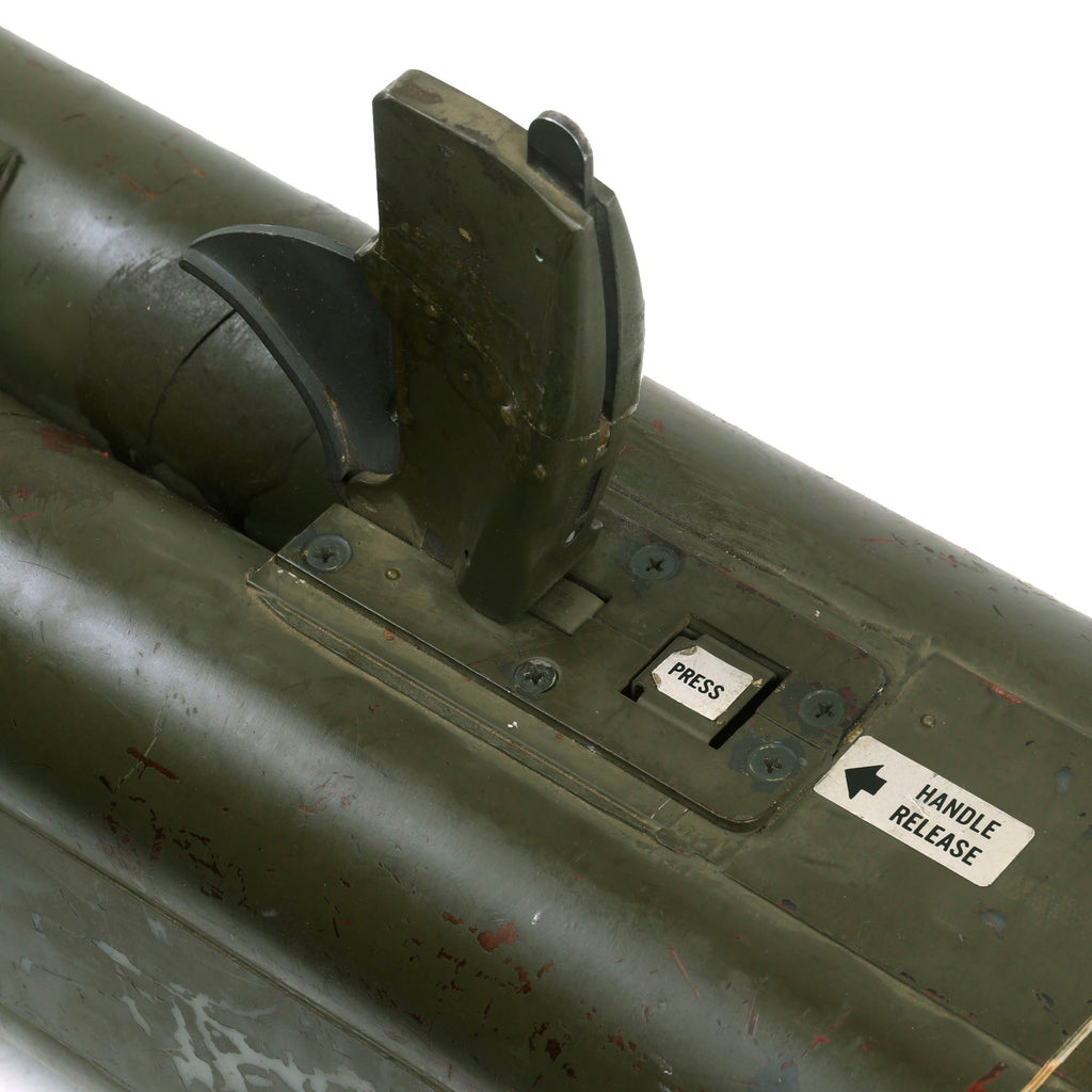 Handheld Incediary Rocket Launcher Original Rare U.S. M202A1 FLASH Four Tube 66mm Incendiary Rocket Launc ...