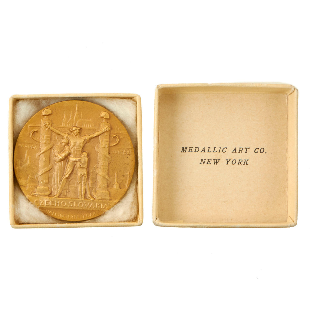 Original U.S. WWII Cased Czechoslovakia Shall Be Free Again by Again Medal By Medallic Art Co. New York Original Items