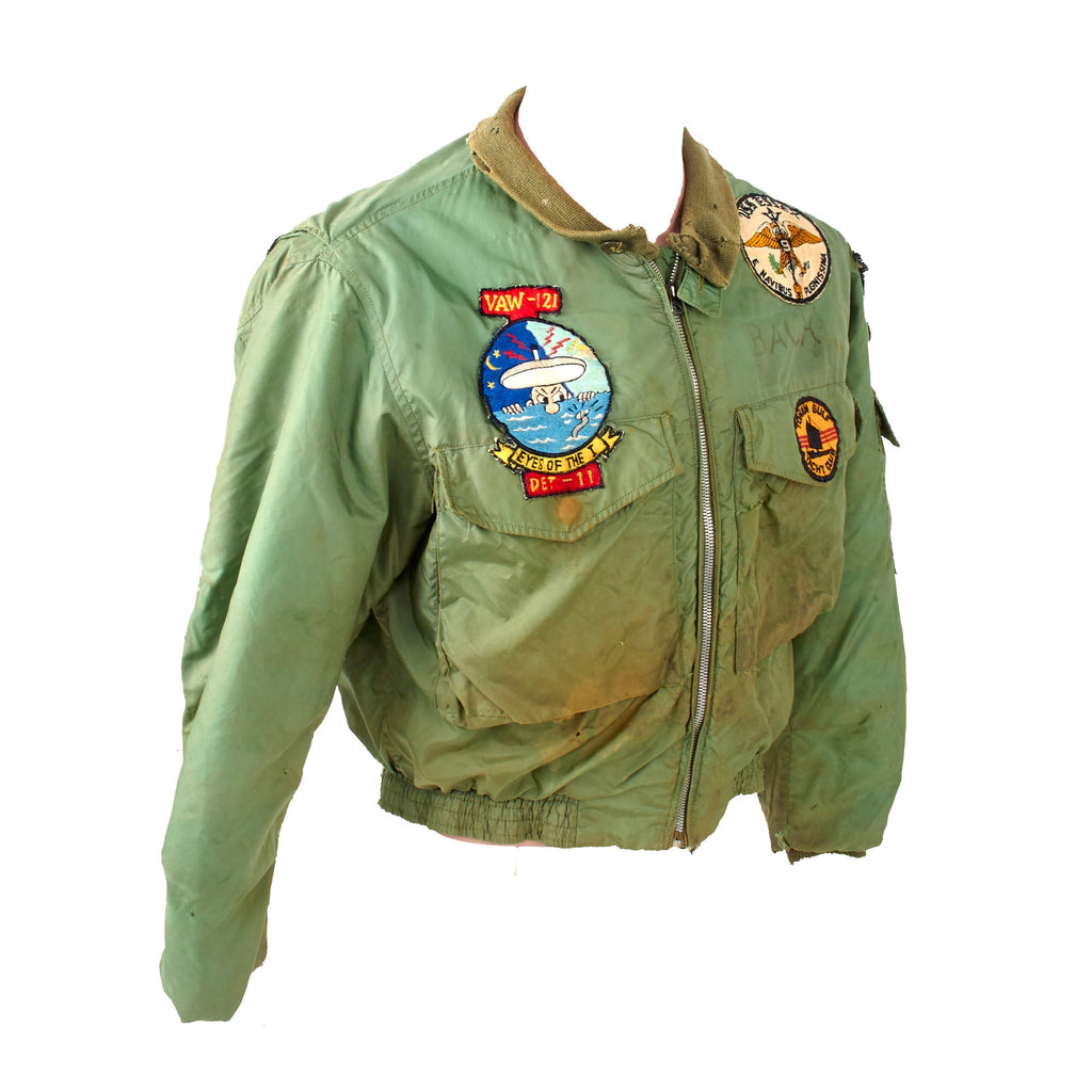 Original U.S. Vietnam War Navy VAW-121 Carrier Air Wing 3 Patched Winter Flying Suit Jacket of Robert B. Bachman - Size 38 Regular Original Items