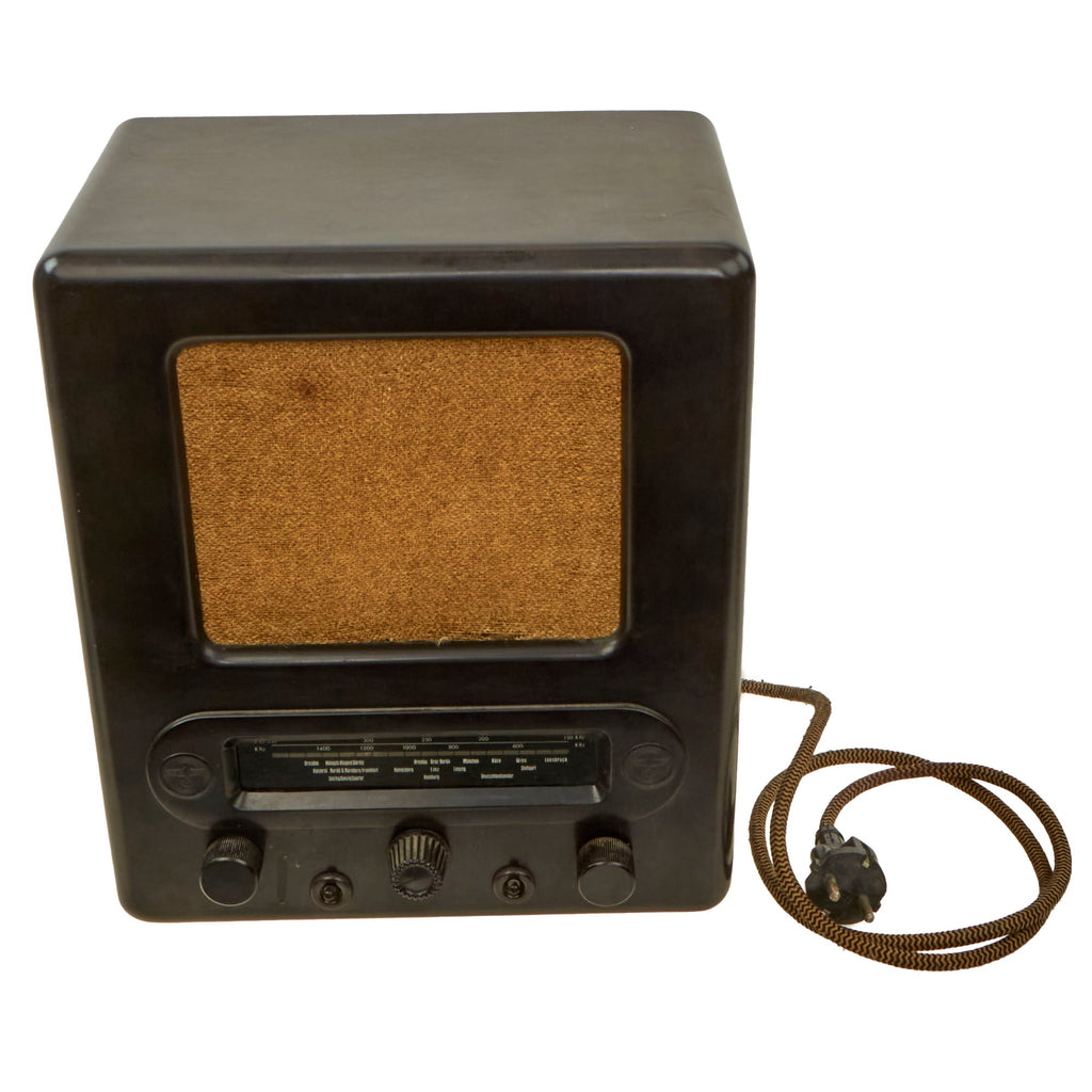 Original German WWII Volksempfänger VE301Dyn Radio by Nordmark Hagenuk of Kiel Original Items