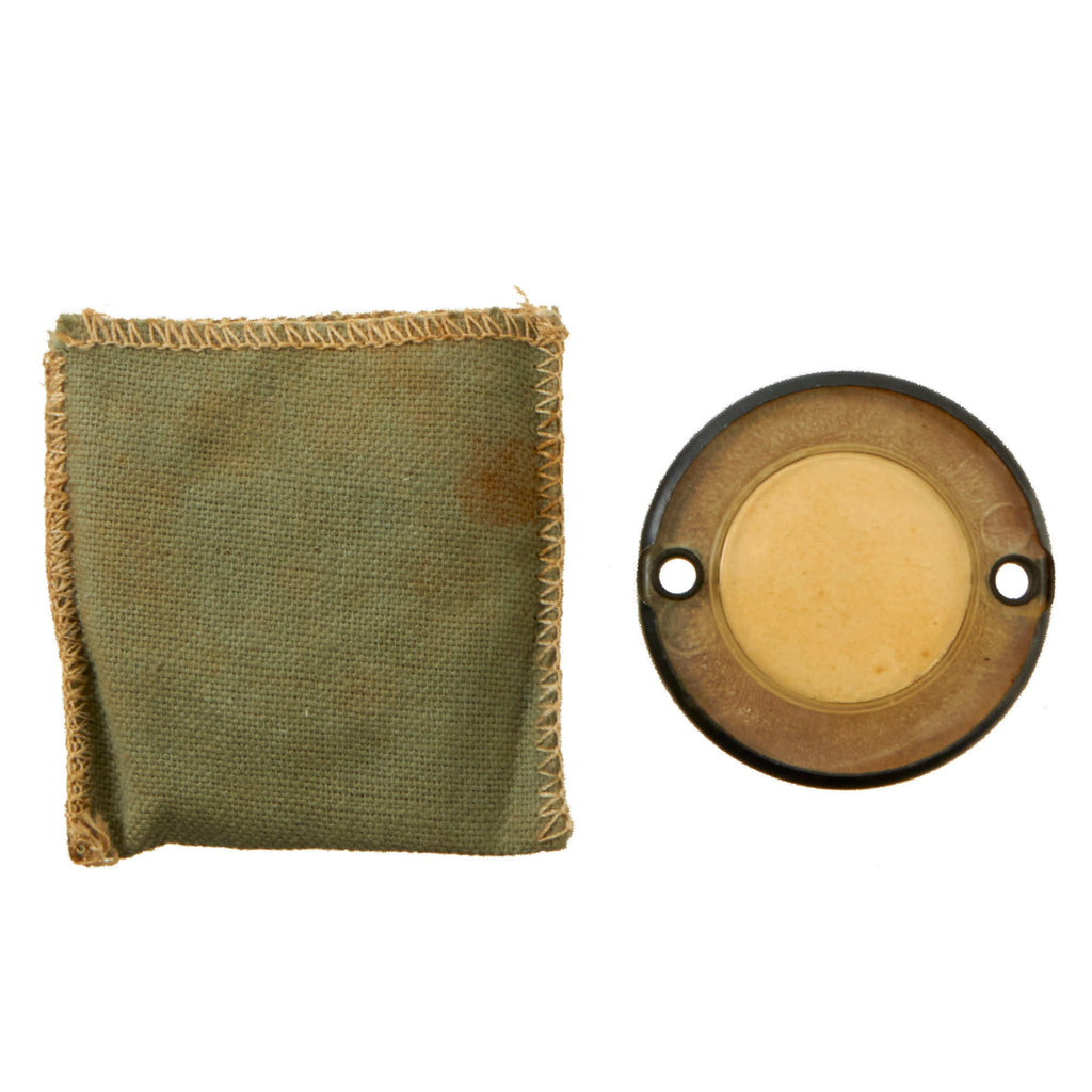 Original U.S. WWII Paratrooper D-Day Normandy Invasion Clip On Luminous Disc Helmet Marker with Original Pouch Original Items
