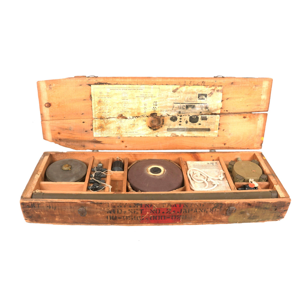 Original U.S. WWII Japanese Mine Training Aid Set No.2 in Crate Original Items