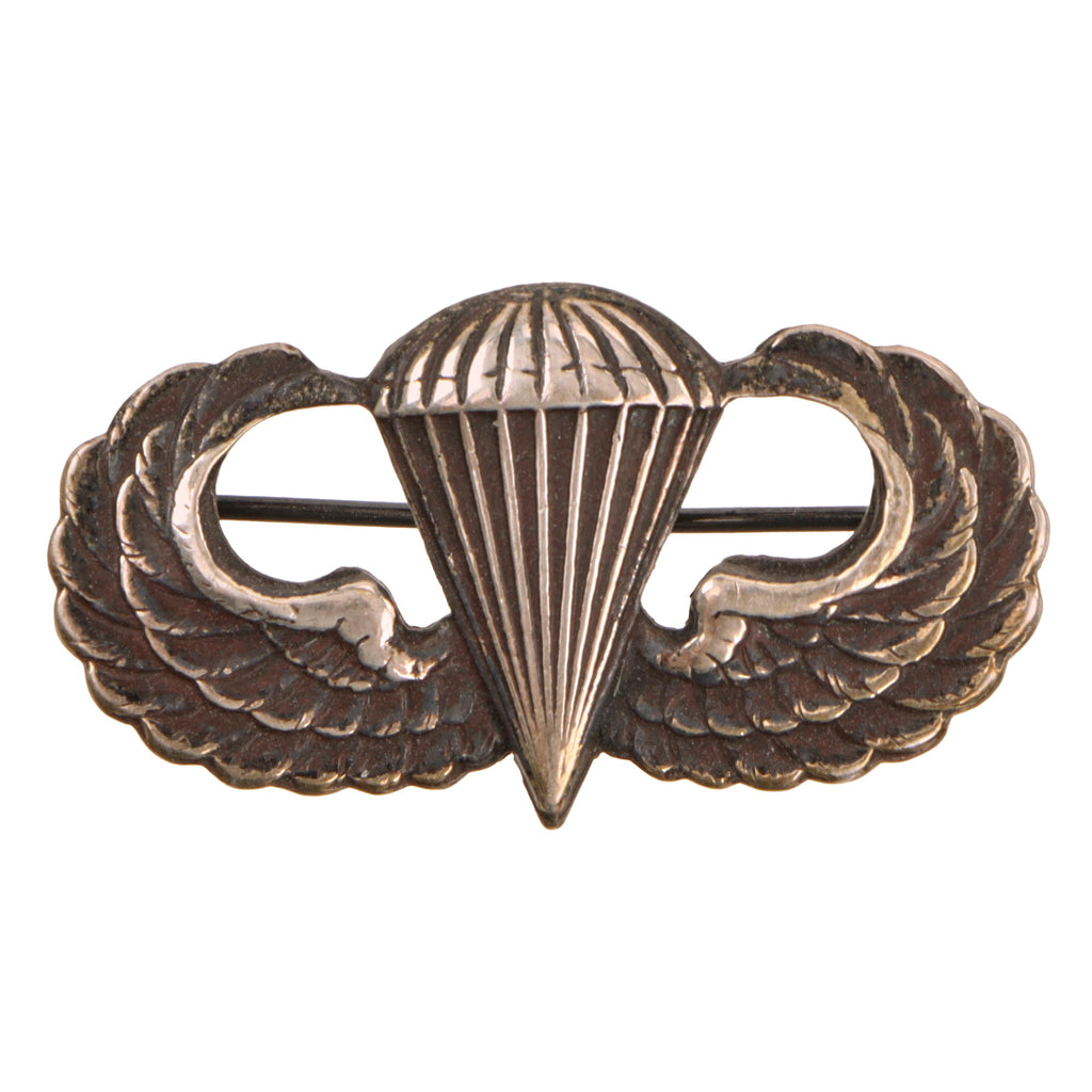 Original U.S. WWII Sterling Silver Airborne Parachutist Badge Jump Wings with Pin Back Original Items