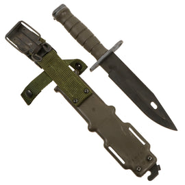 Original U.S. Cold War / GWoT M9 Lan-Cay Bayonet with M10 Wire Cutter Scabbard