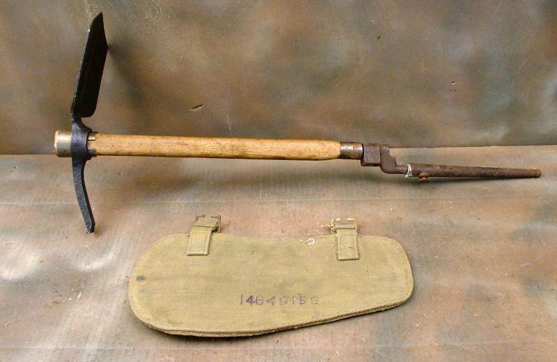 British WWII Dated Entrenching Tool Set: Late Model with #4 Spike Bayonet Original Items