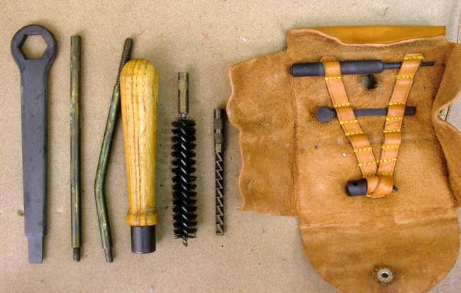 Grman MP 34 Accessory Kit & Carry Case: WW2 Original Original Items