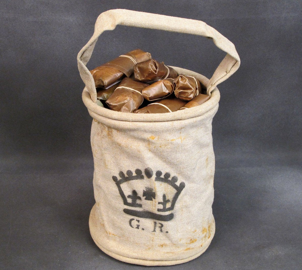 British GR Marked Original Military Issue Flax Cloth Utility Pail Original Items