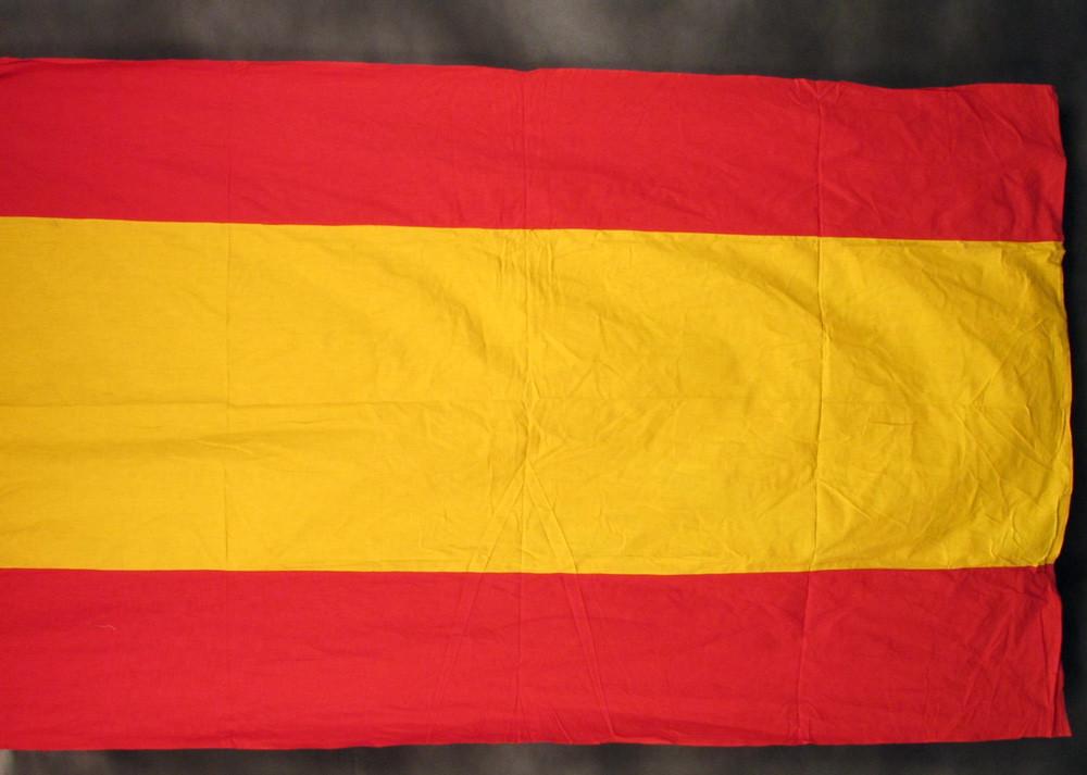 Flag: Spanish National Flag NATO Issue 4' x 7' Wool & Cotton Blend (Circa 1970s) Original Items