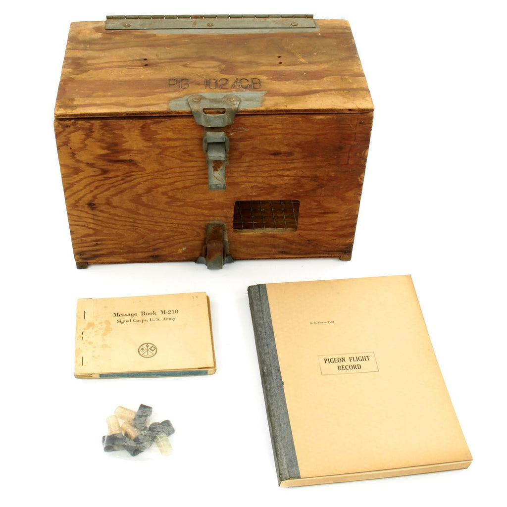 Original U.S. WWII Army Carrier Pigeon Carrier PG-102/CB and Accessories Original Items