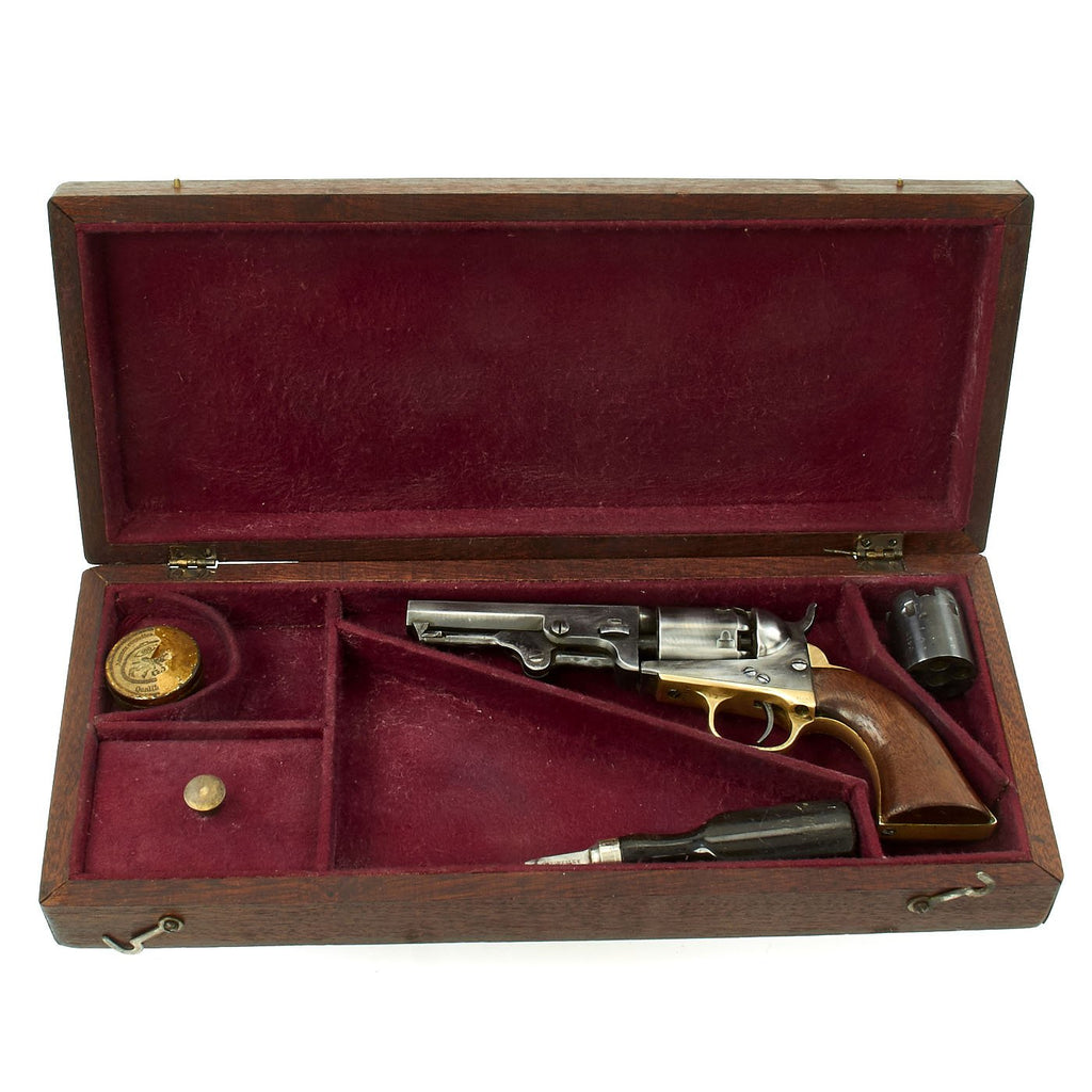 Original U.S. Civil War Era Colt M1849 Pocket Percussion Revolver with Wood Case made in 1865 - Serial 275627 Original Items