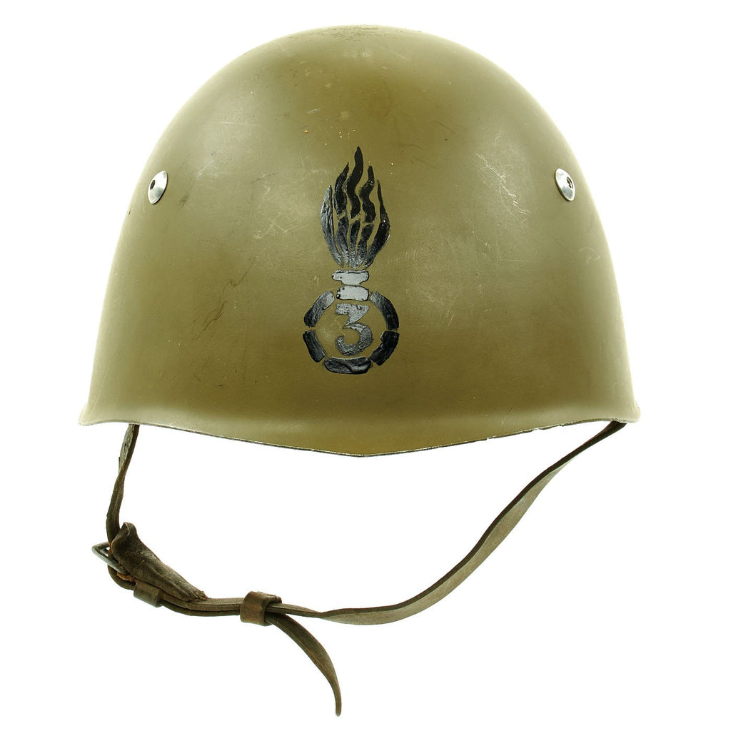 Original WWII Italian M33 Helmet marked with 3rd Dragoon Regiment Emblem - stamped P60 Original Items