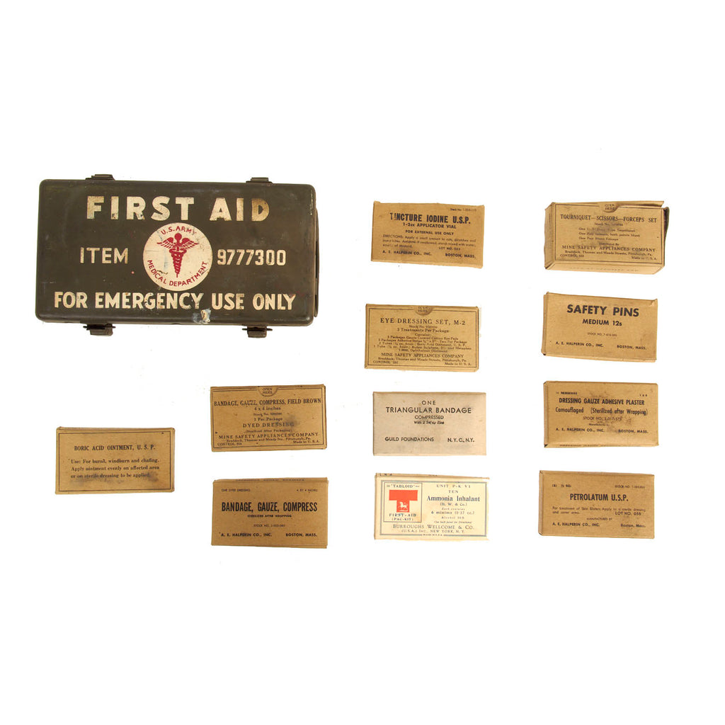 Original U.S. WWII Motor Vehicle 12 Unit First Aid Kit For Jeep - Item 9777300 Original Items