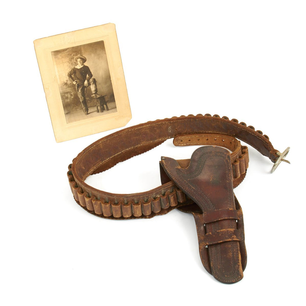 Original U.S. Old Western Leather Revolver Holster and Gun Belt with Period Photograph of Owner c.1885 Original Items