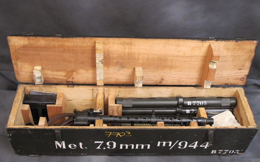 German WW2 MG34 Matching Serial Number Parts Set / Display Gun with Transit Chest: Museum Grade Original Items