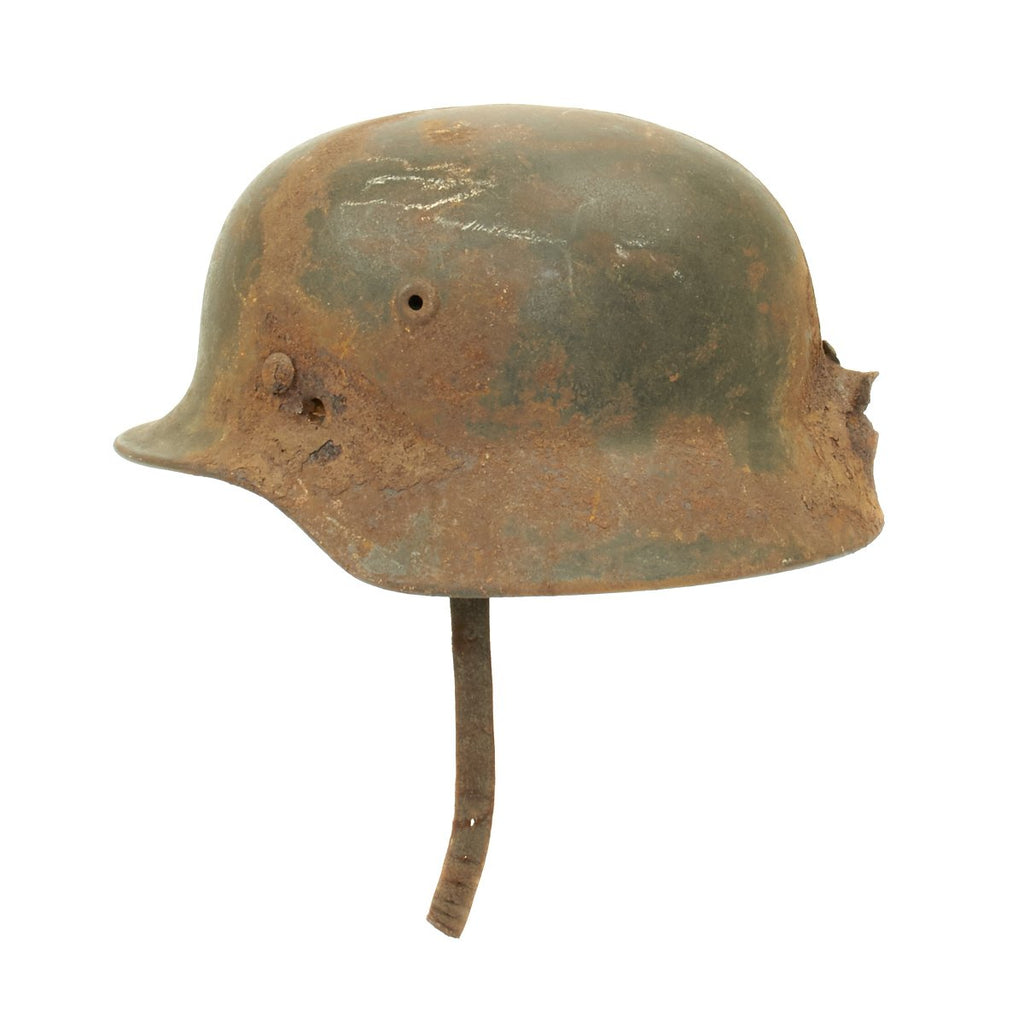 Original German WWII KIA Shot Through M40 Helmet Original Items