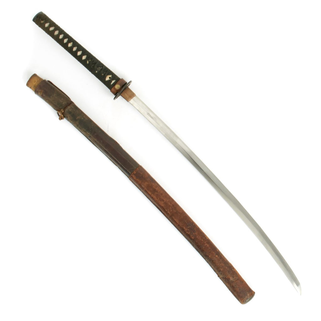 Original Japanese WWII Katana Samurai Sword in Early 20th Century Fittings - 19th Century Handmade Signed Blade Original Items