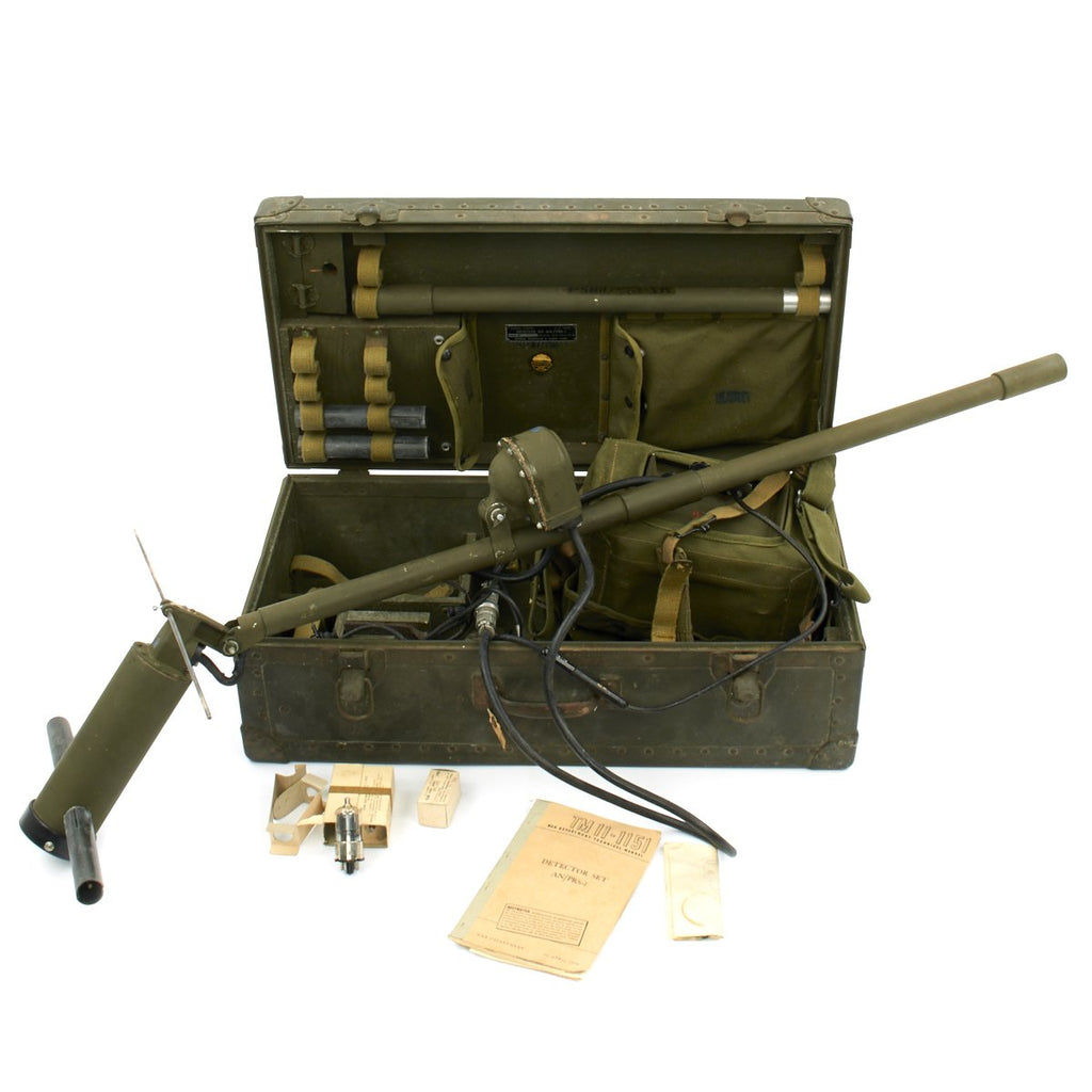 Original U.S. WWII Army Signal Corps AN/PRS-1 Mine Detector Set in