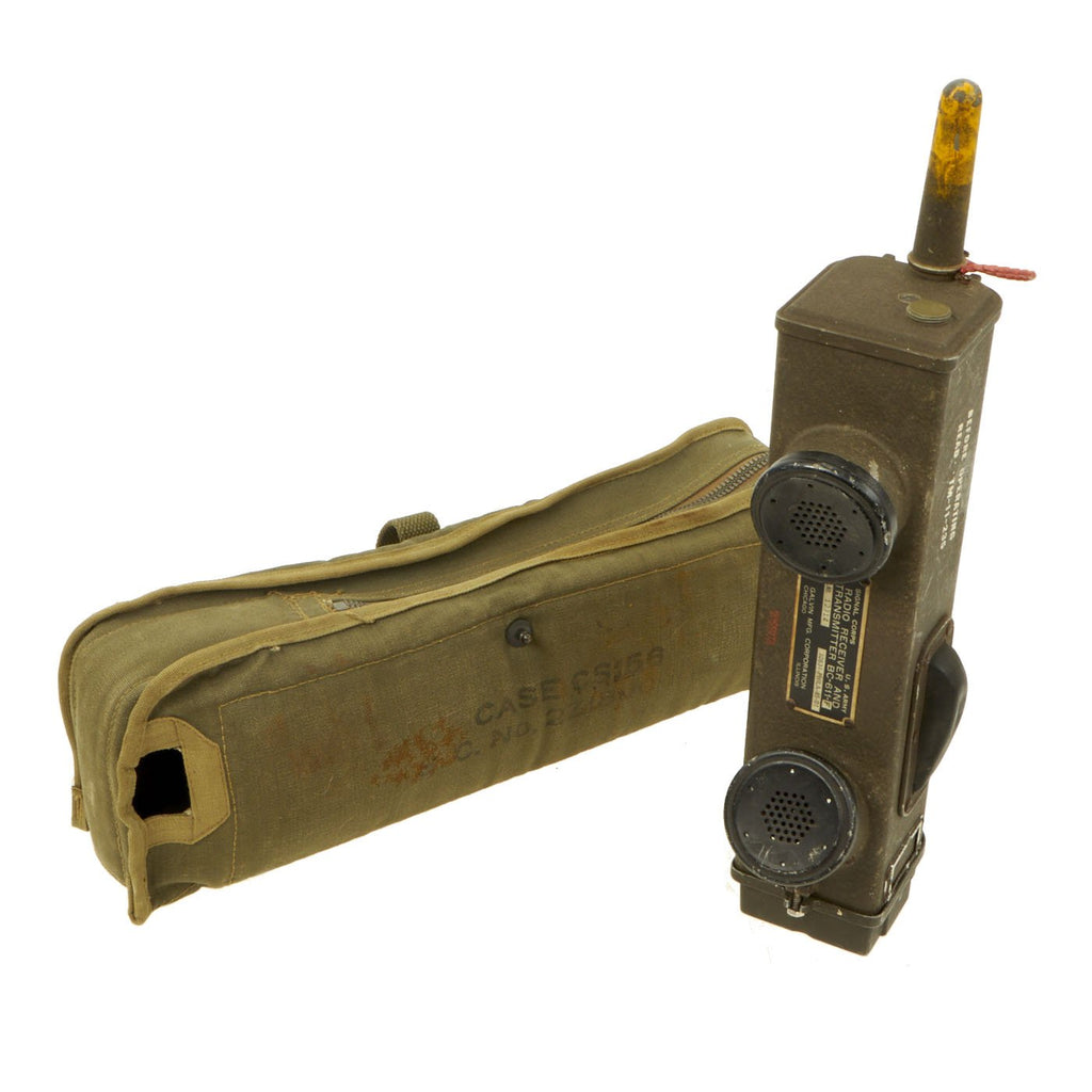 Original U.S. WWII Functional Handie Talkie SCR-536 Radio Transceiver Model BC-611-F -Dated 1945 with CS156 Padded Jump Case Original Items