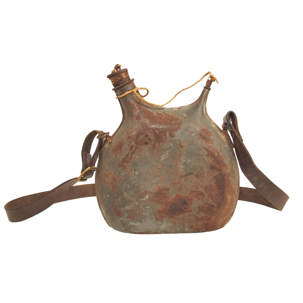 Original French WWI Model 1877 Canteen with Shoulder Strap and Original Stoppers - Bidon Original Items
