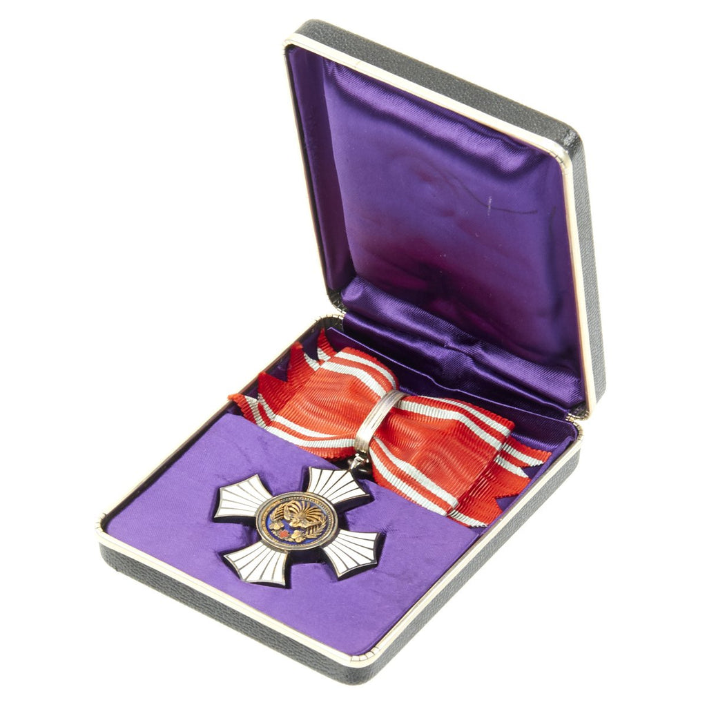 Original Japanese WWII Red Cross Golden Order Of Merit Medal in Case Original Items