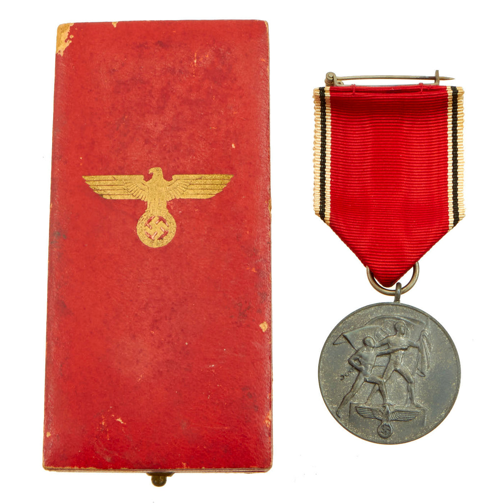 Original German WWII Austrian Anschluss Commemorative Medal In Original Case - March 1938 Original Items