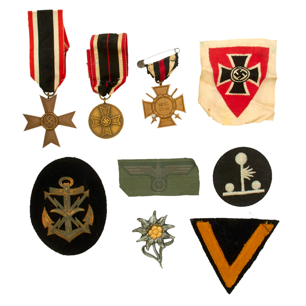 10 WW2 GERMAN MEDALS AND PATCHES Original Items
