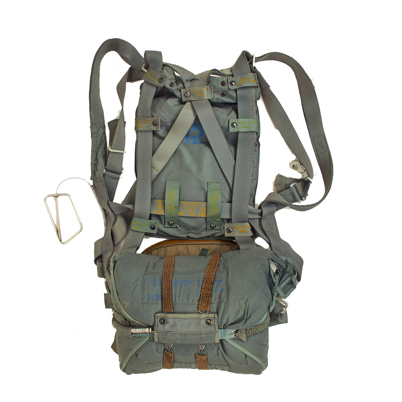 Pack parachute pilote de chasse militaire américain époque Vietnam 1962