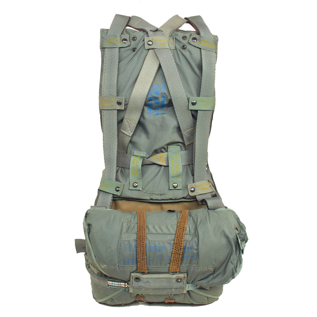 Original U.S. Cold War / Vietnam War 1959 Dated 28ft SP-2 Model Seat Pack Parachute with Harness by M. Steinthal & Co - With Canopy Original Items