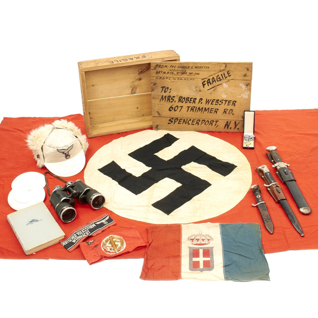 Original German WWII USGI Bring Back Grouping in Named Wood Transit Chest - 1st Infantry Division Original Items