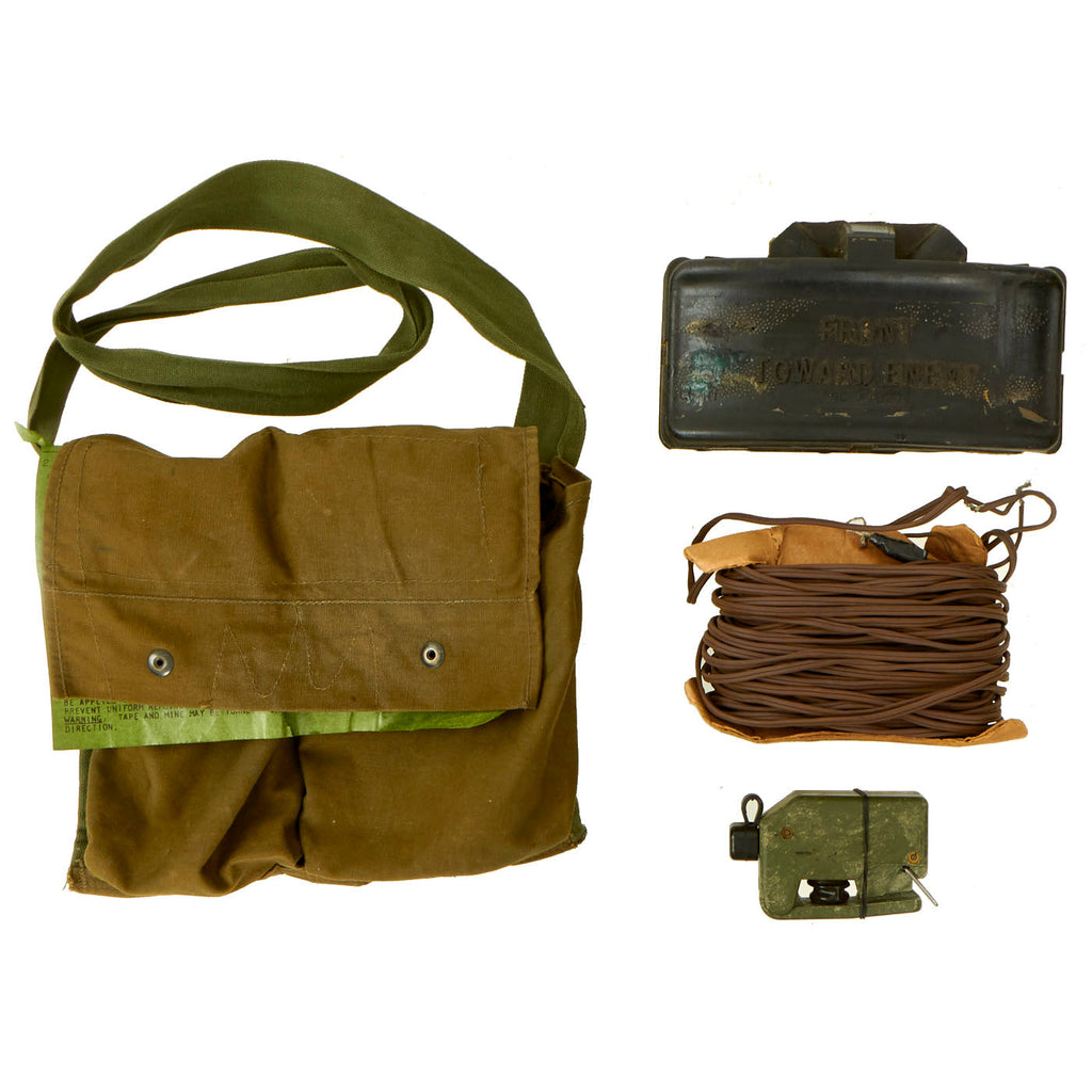 Original U.S. Vietnam War Era Resin M68 Claymore Mine Training Kit with Canvas Carry Bag - Inert Original Items