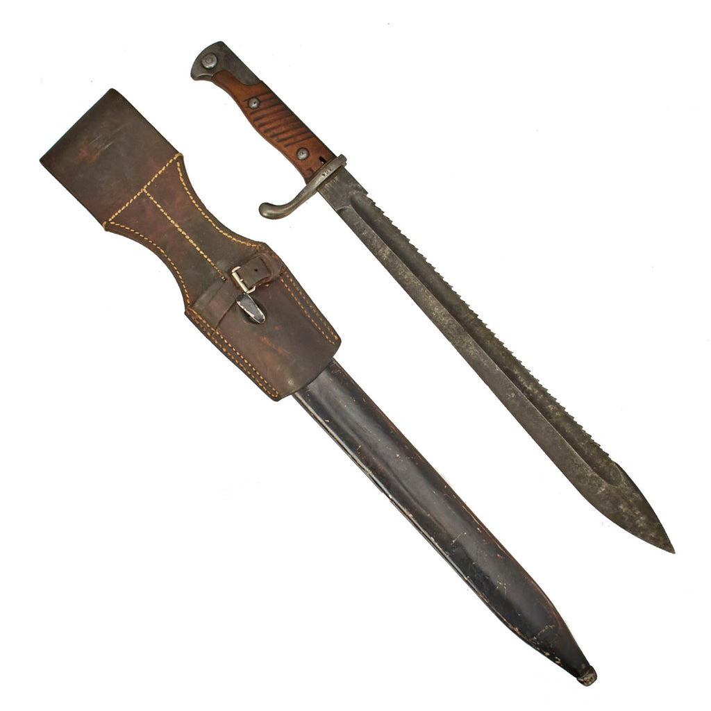 Original German WWI M1898/05 n/A Butcher Sawback Bayonet by Fichtel & Sachs dated 1917 with Steel Scabbard & Frog Original Items