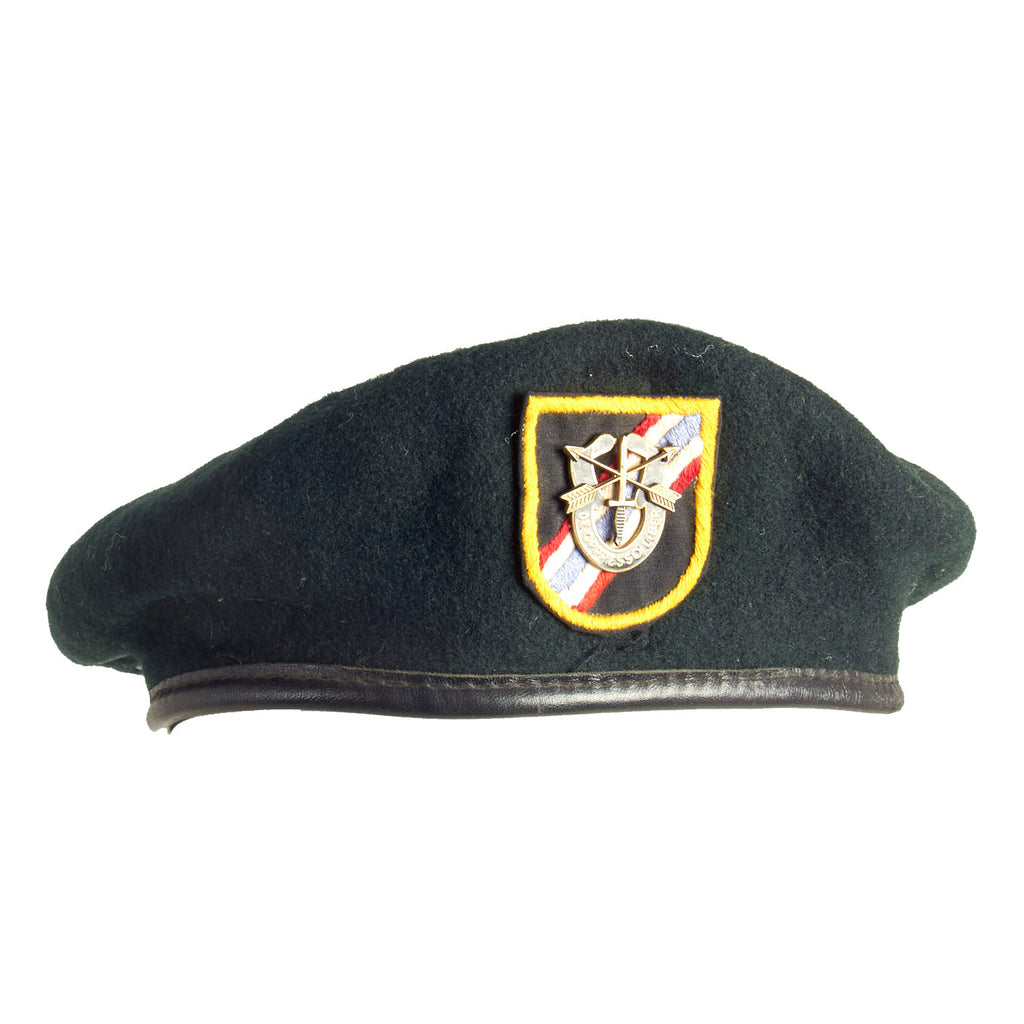 Original U.S. Vietnam War 46th Special Forces Company (Airborne) Green Beret with “Incountry”-Made Flash Original Items