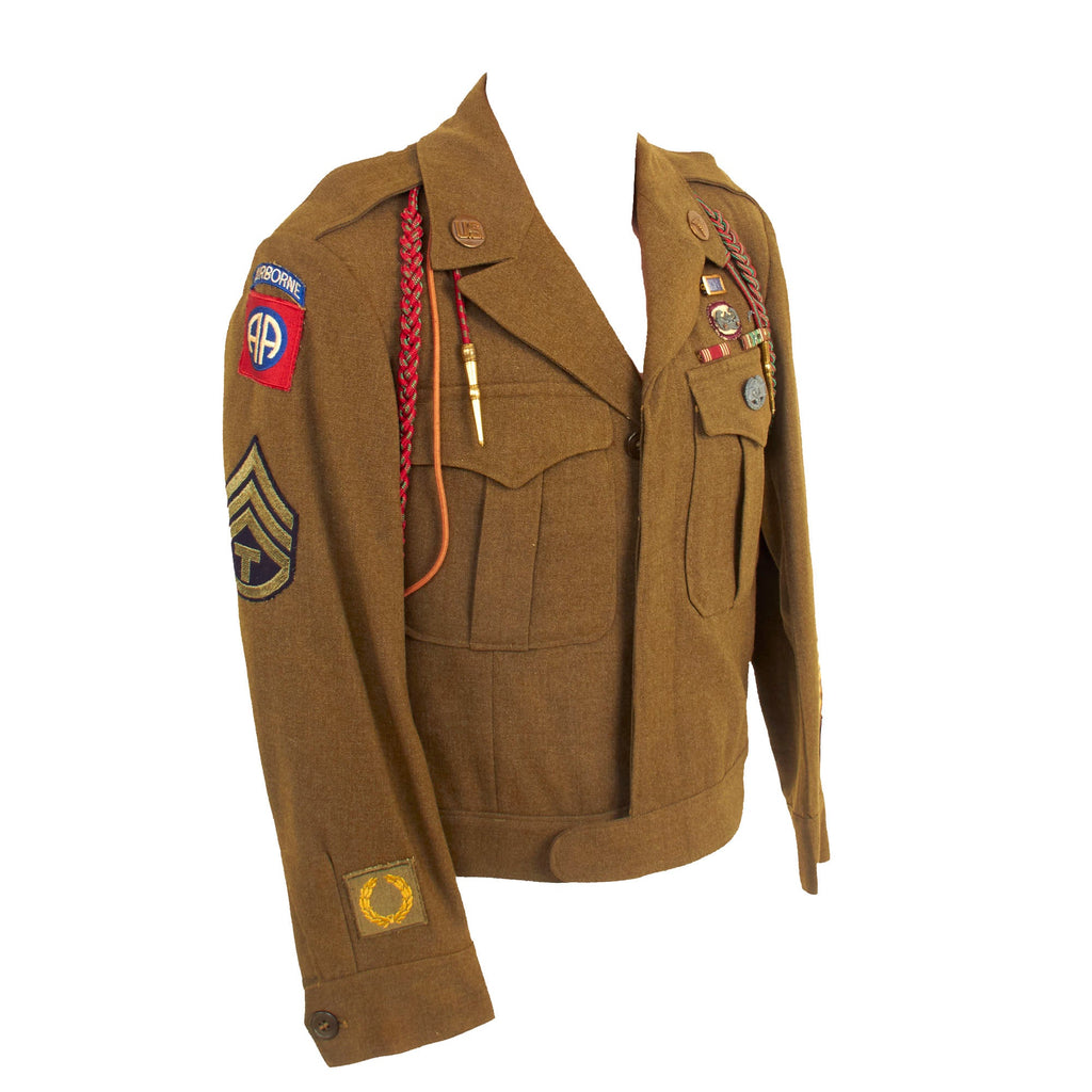 Original U.S. WWII Named Medic 17th Airborne / 82nd Airborne Division 307th Airborne Medical Company Ike Uniform Set Original Items