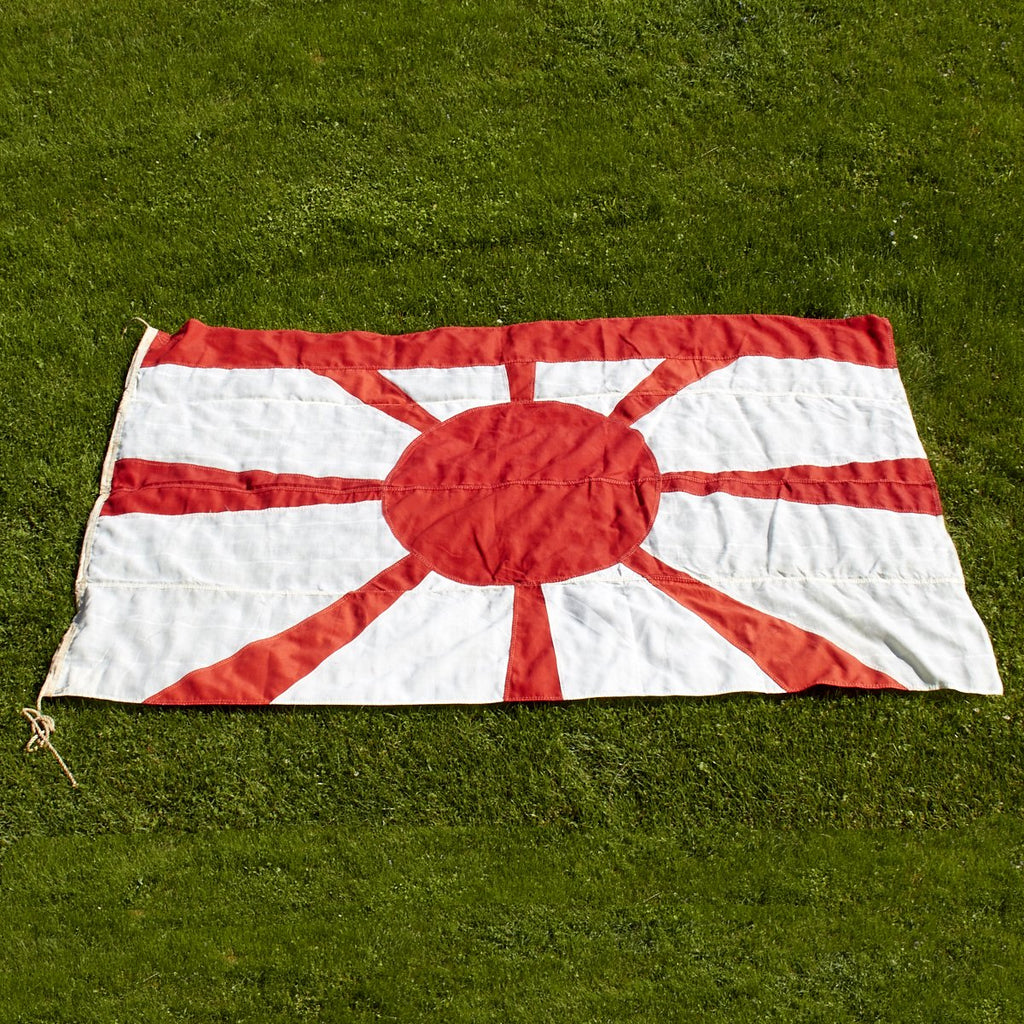 Original Imperial Japanese WWII Navy Vice Admiral ising Sun Flag - 106 x 68 Original Items