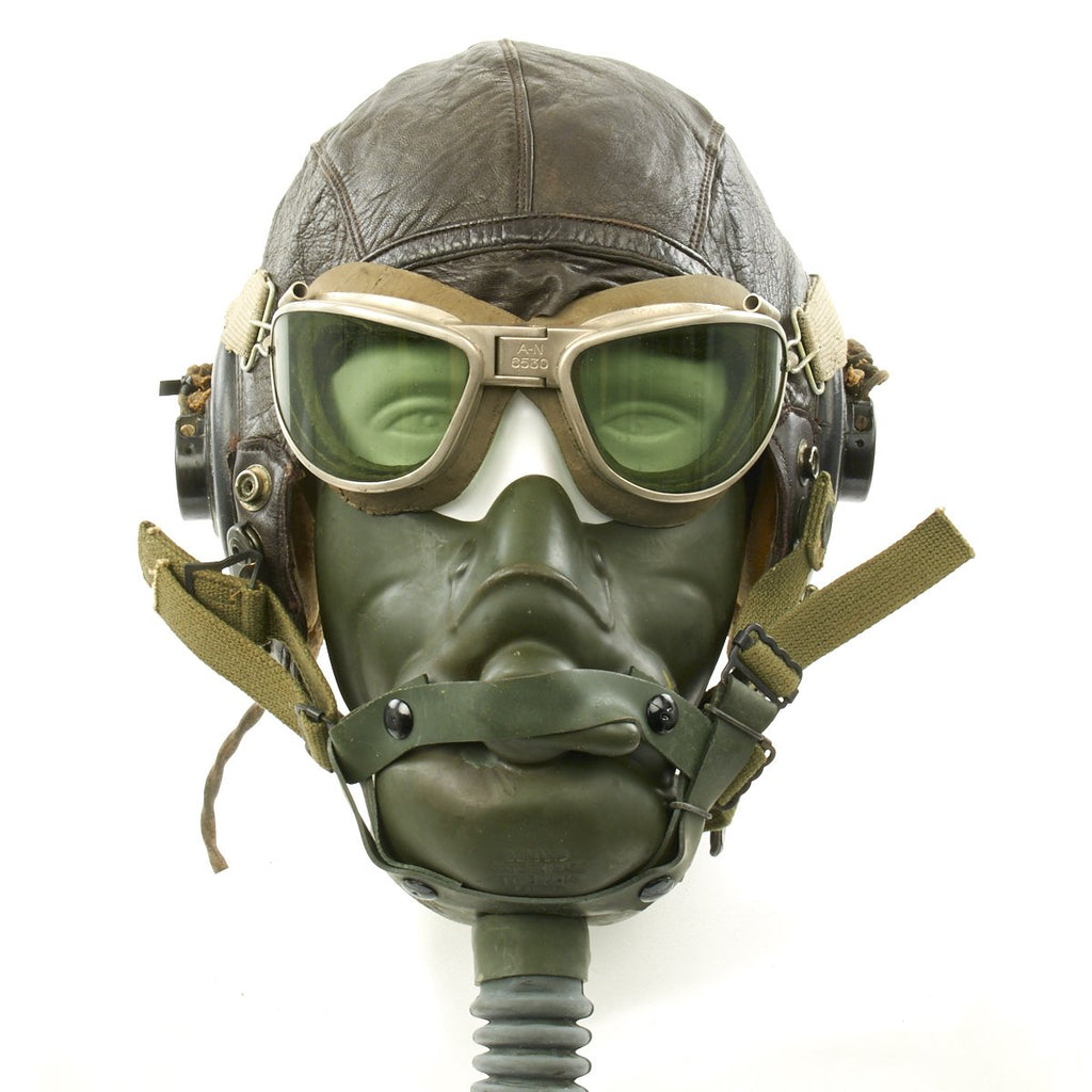 Original U.S. WWII Army Air Force Pilot Flight Helmet Set - AN6530 Goggles, A-14 Mask, A-11 Helmet Original Items