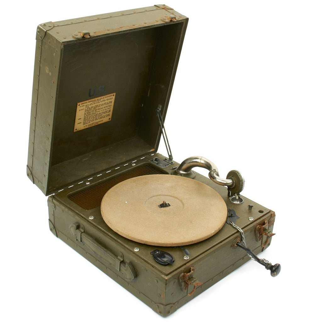 Original U.S. WWII Army Model D-200 Acoustical Phonograph Player by L.M. Sandwick - Excellent Condition Original Items