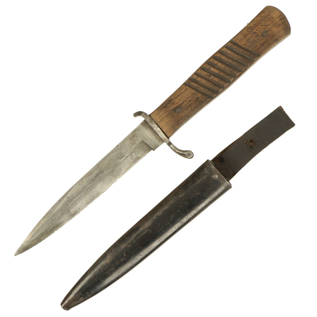 Original German WWI Trench Fighting Knife by Demag of Duisburg with Ribbed Grips & Scabbard Original Items