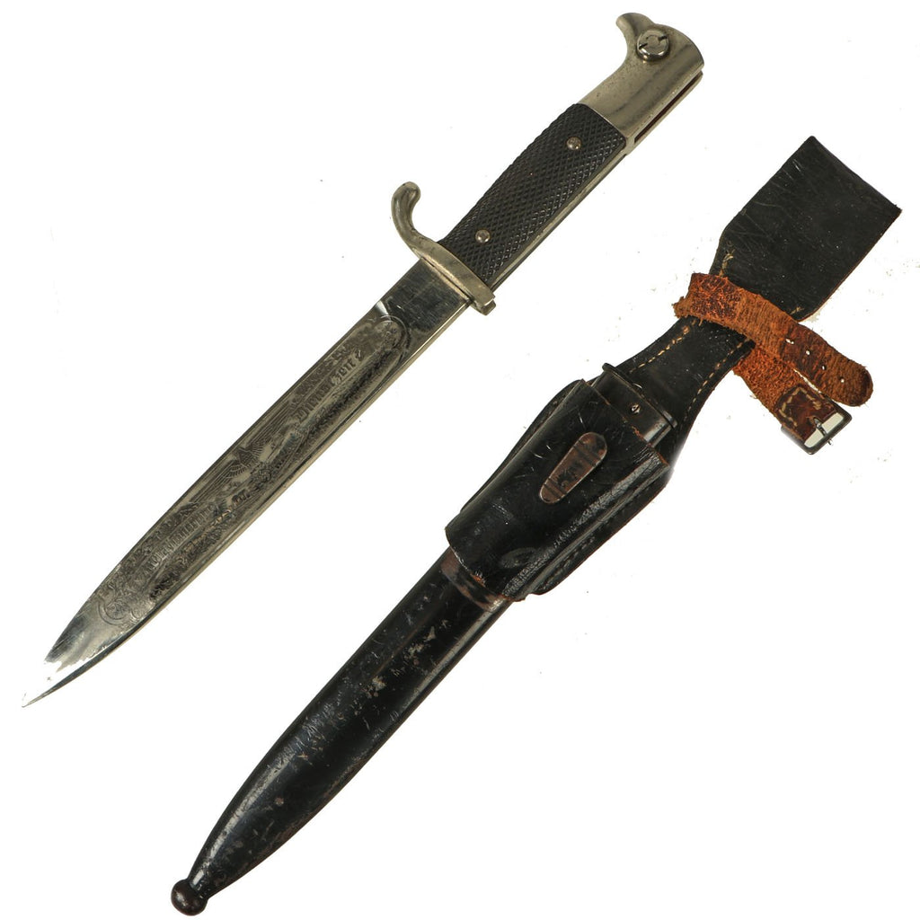 Original German WWII Etched Short 98k Dress Bayonet made in Solingen with Scabbard & Frog Original Items