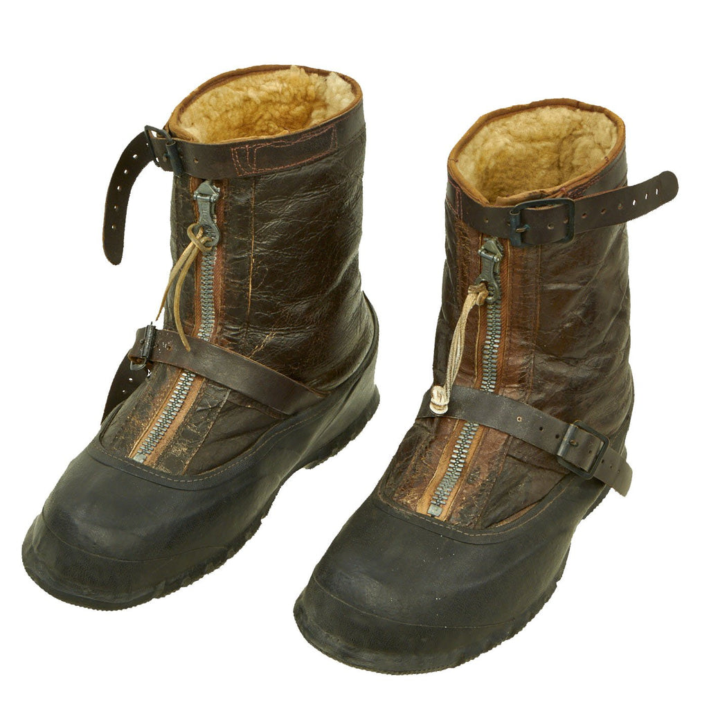 Original U.S. WWII Fur Lined Pilot Winter Flying Boots - Size Large Original Items
