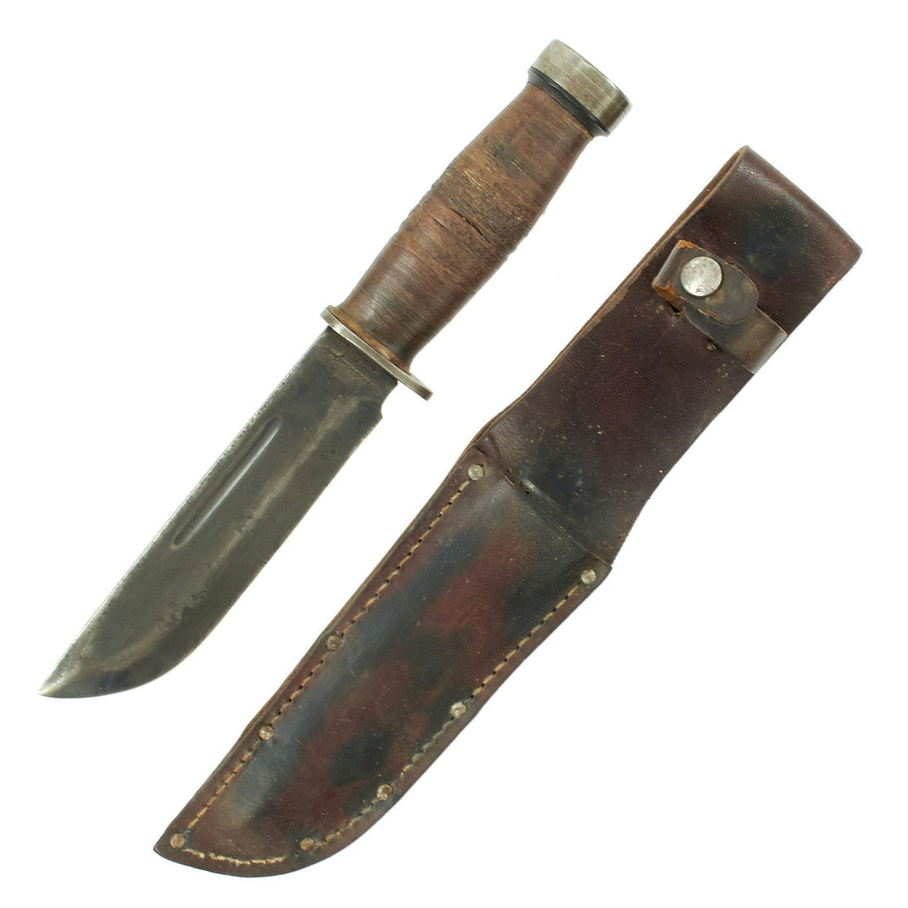 Original U.S. WWII Cattaraugus 225Q Commando Fighting Knife with Leather Scabbard Original Items