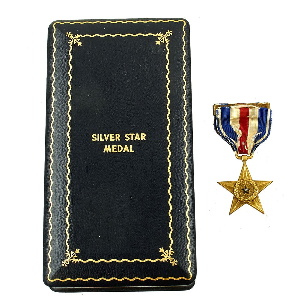 Original U.S. WWII Numbered Traced Bailey Banks & Biddle Silver Star Medal in Case - 24642 Original Items