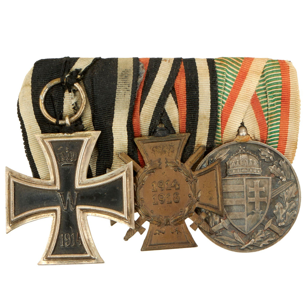 Original Imperial German WWI Era Medal Bar with EKII and Hindenburg Cross - 3 Awards Original Items