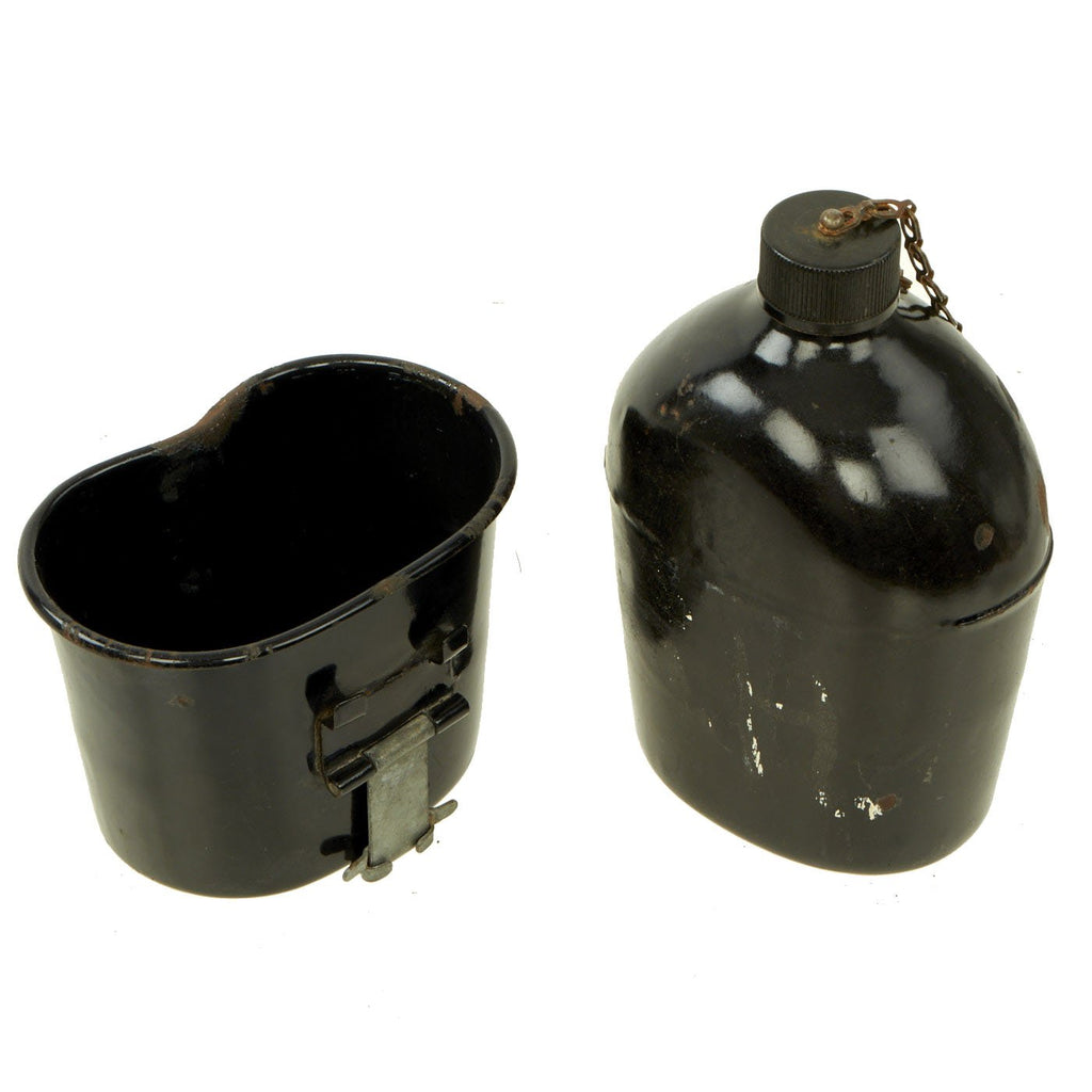 Original U.S. WWII Rare USMC M1942 Black Porcelain Enamel Canteen and Cup - Dated 1942 Original Items
