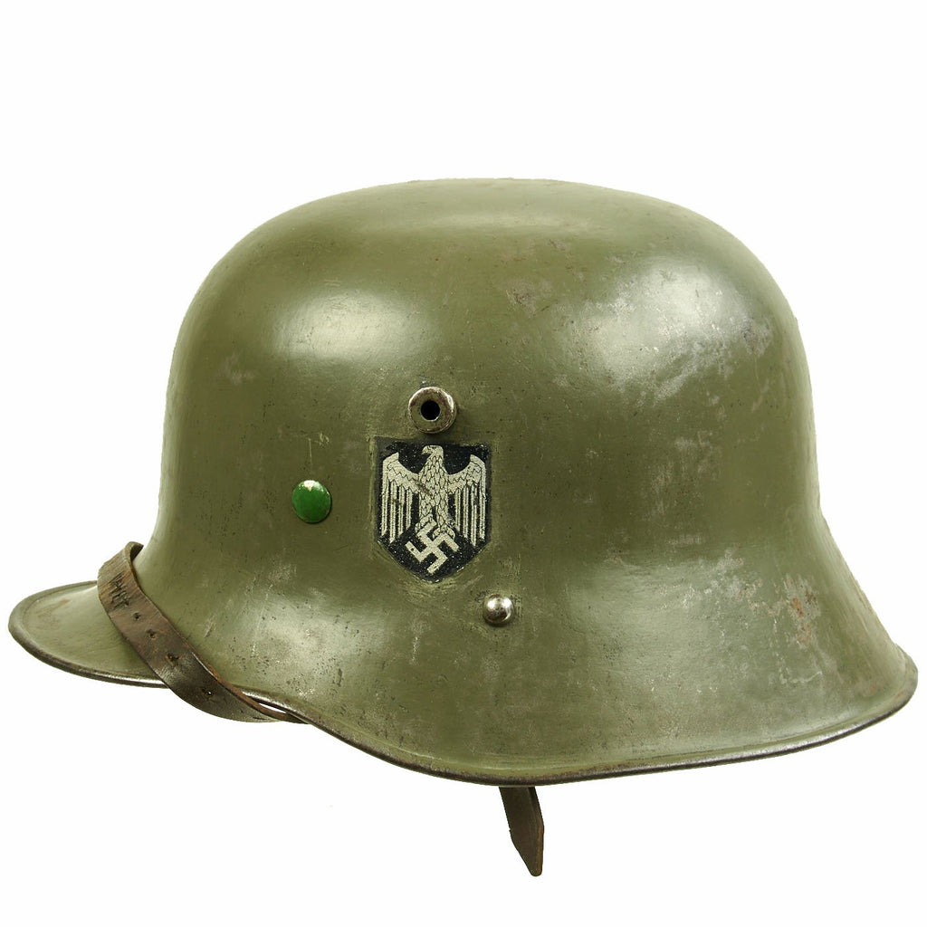 Original German WWII Heer Single Decal WWI Austrian M17 Reissued Helmet with 59cm Liner - Size 66 Shell Original Items