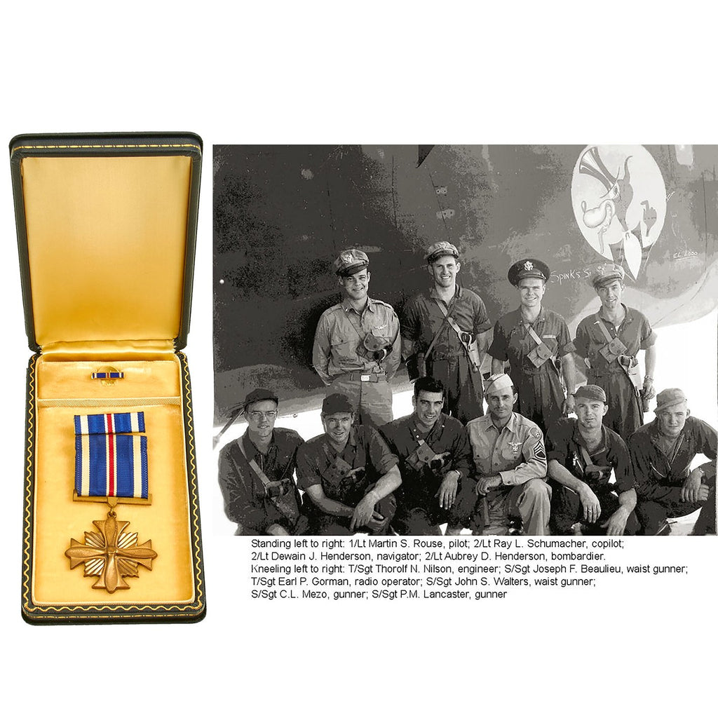 Original U.S. WWII Engraved Distinguished Flying Cross to Pilot 576th Bomb Squadron Original Items