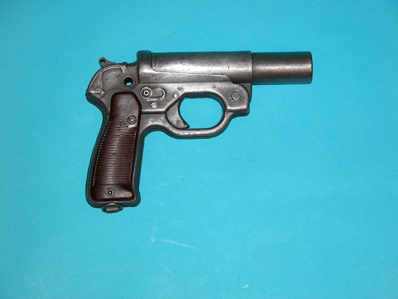 German Signal Pistol LP 42 Original Items